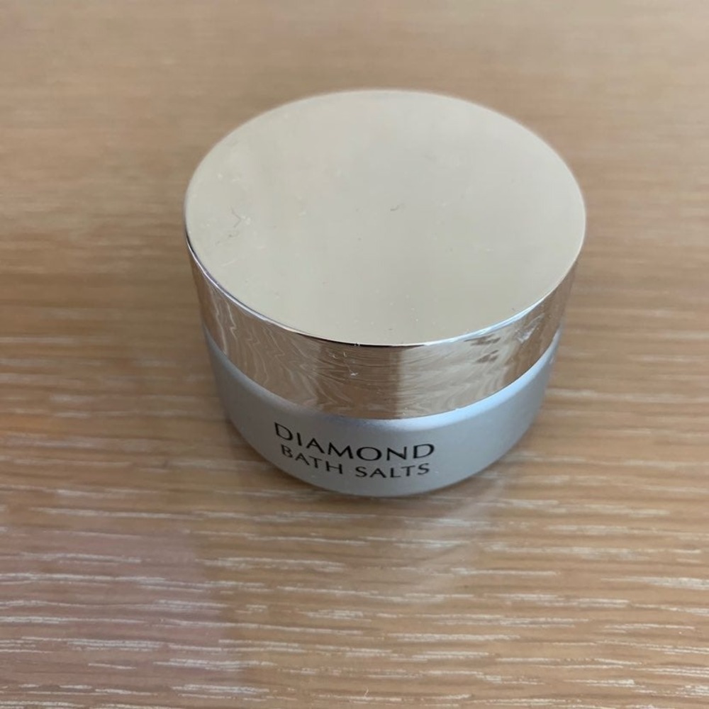 New Natura Bisse Diamond Bath Salt